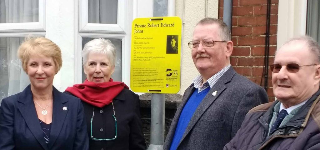 Nieces and nephews of Private John. Jenny Ward, Sue Coussy, Bob Johns and Joffrey Storie